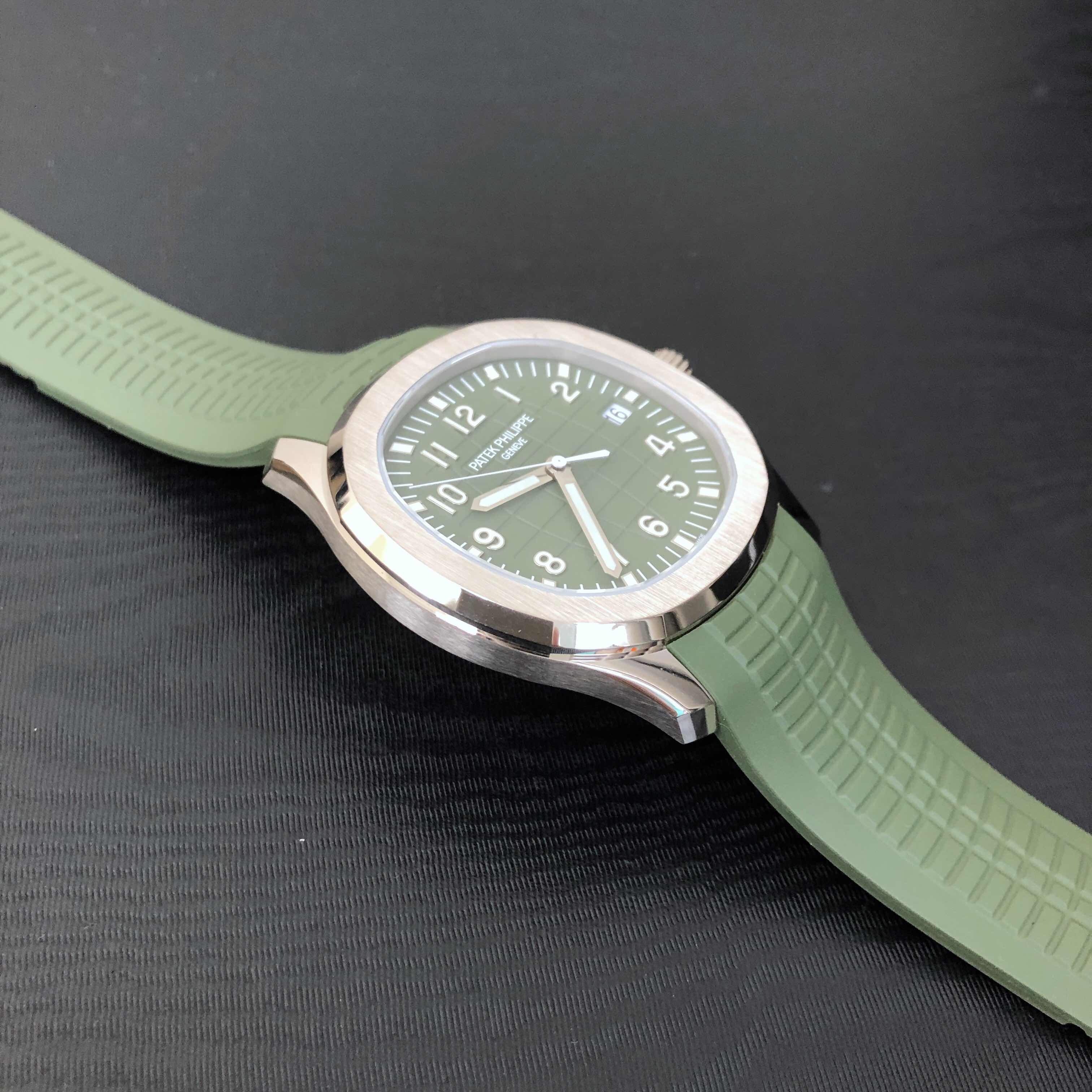 PATEK PHILIPPE 百達翡麗 AQUANAUT AVOCADO 牛油果綠 5168G-010-6