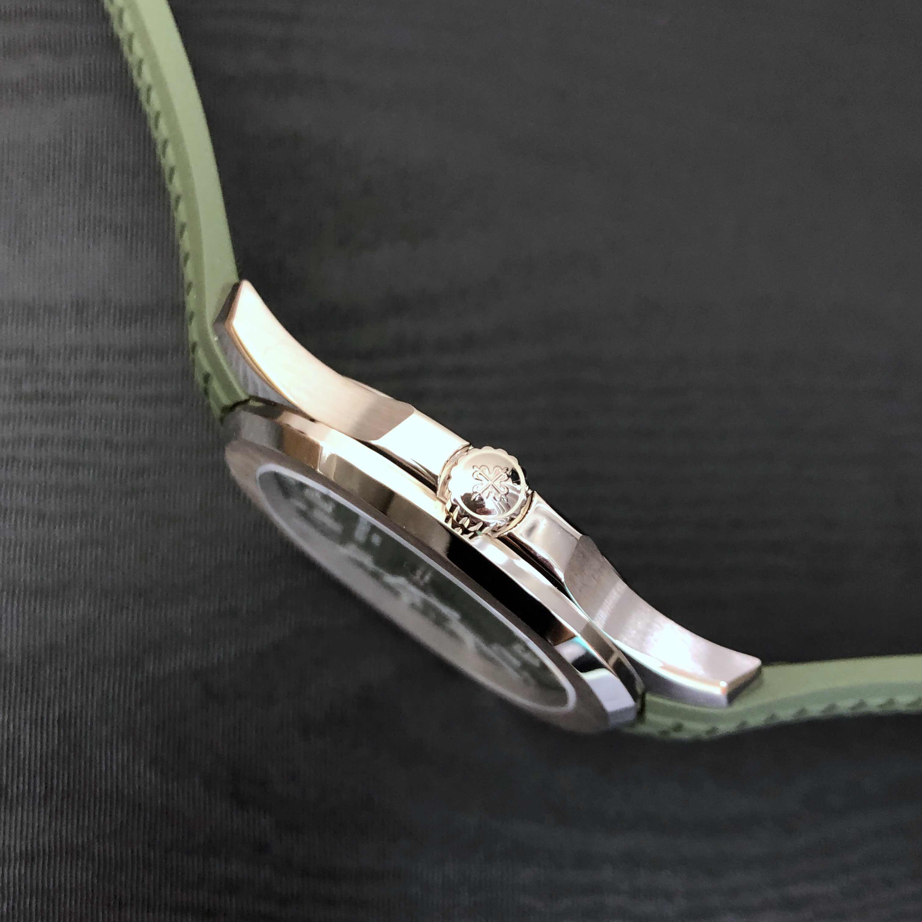 PATEK PHILIPPE 百達翡麗 AQUANAUT AVOCADO 牛油果綠 5168G-010-7